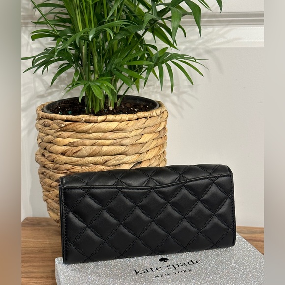 Natalia Boxed Large Turn Lock Wallet - Picture 2 of 10